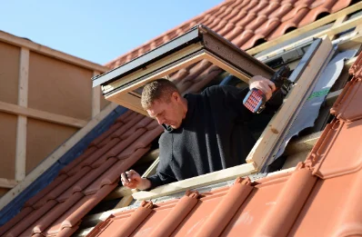 Pose de fenêtres de toit Velux à Écully